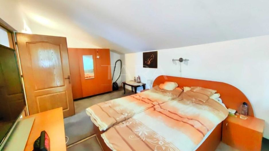 Apartament cu 3 camere de vânzare în cartierul Plopilor. - Poză 4