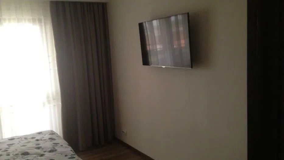 Vanzare Apartament 4 Camere Foarte Spatios Zona De Nord A Orasului - Poză 6