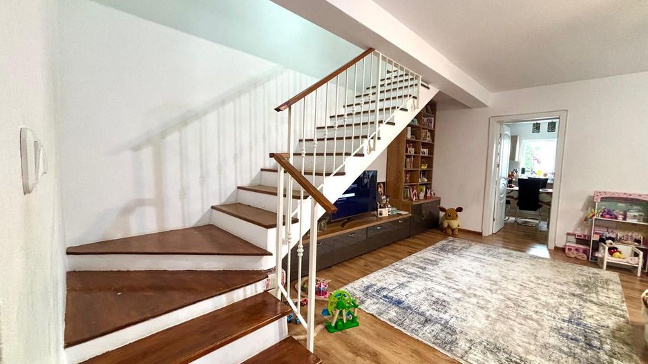 Duplex complet mobilat -  4 camere - pozitie excelenta - Sacalaz - Poză 1