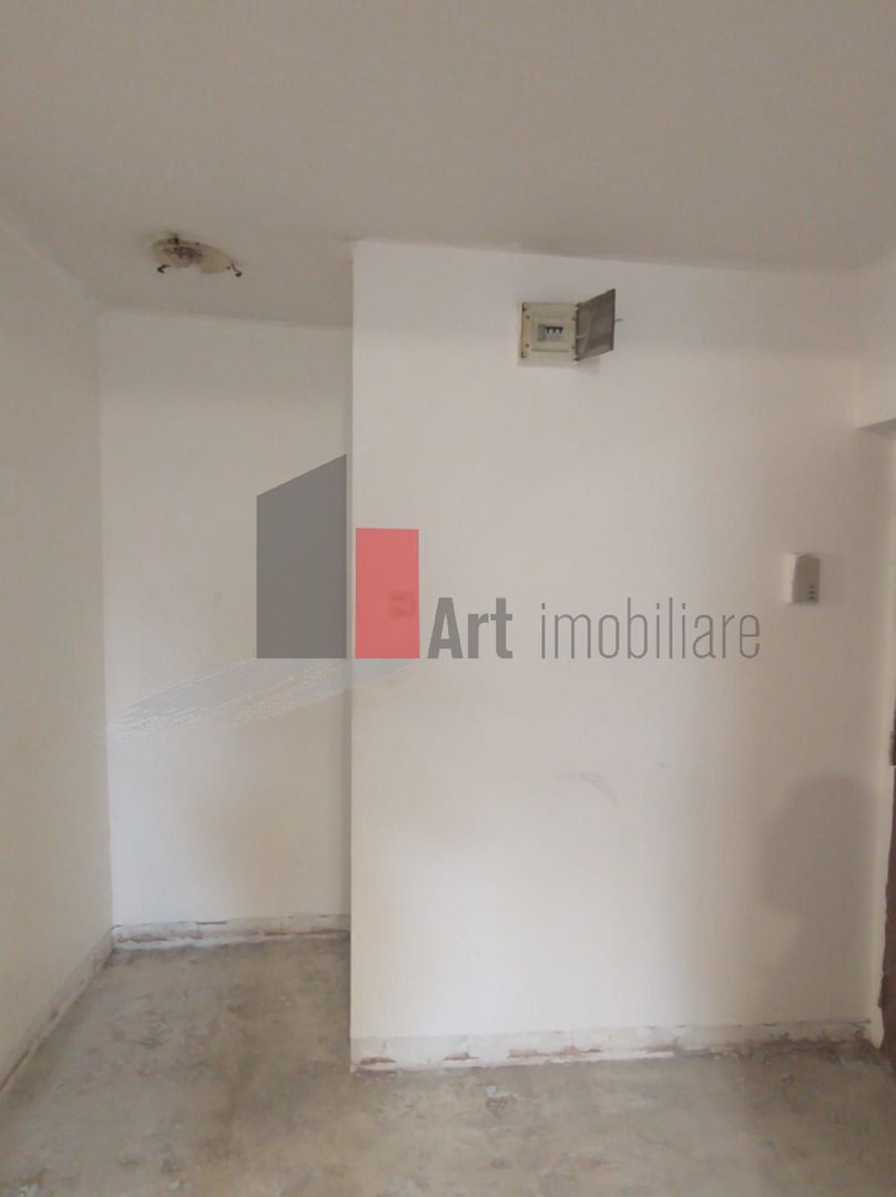 Vânzare apartament 3 camere Apărătorii Patriei - Spiru Haret - Poză 2