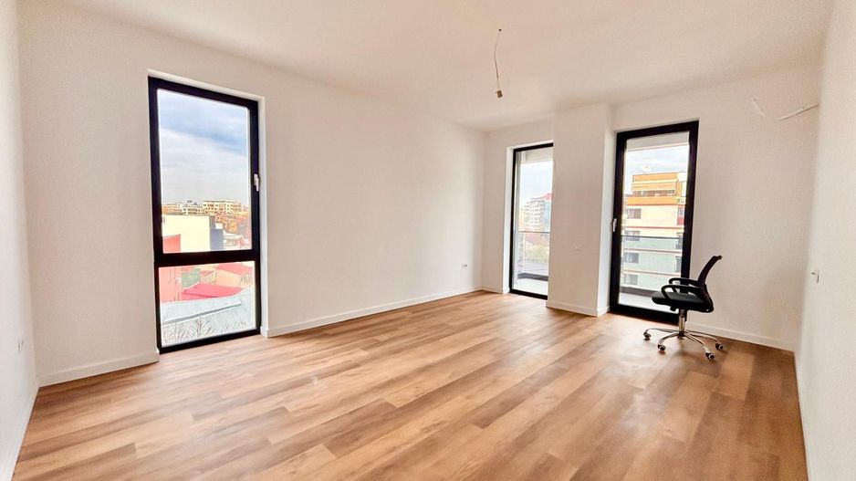 Apartament superb 2 camere zona Decebal - Poză 1