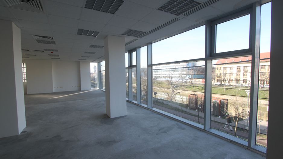 Spatiu birouri- 526mp -4734 euro/luna+TVA - zona Semicentrala - Poză 43