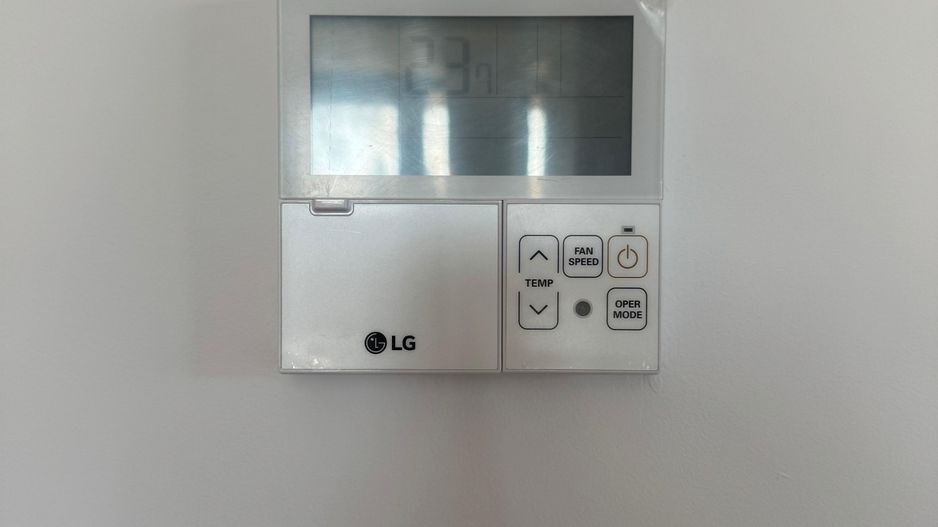 3 CAMERE || CORTINA 126 || EROUIANCU NICOLAE - Poză 10