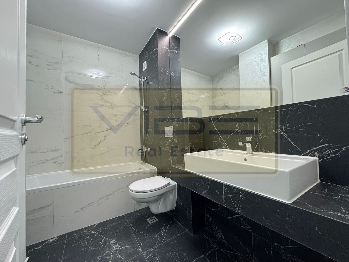 Apartament NOU 2 camere, parcare Comat Towers - Poză 11