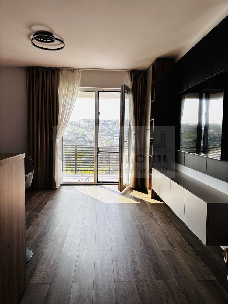 Apartament cu 3 camere Hlincea - 127.000 Euro - Poză 3