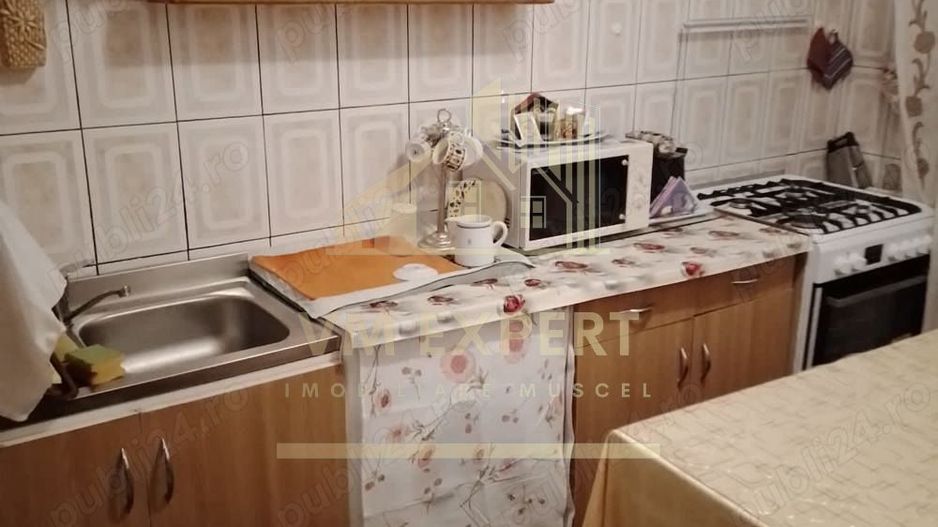 APARTAMENT 2 CAMERE ETAJ 4 VISOI CAMPULUNG - Poză 5