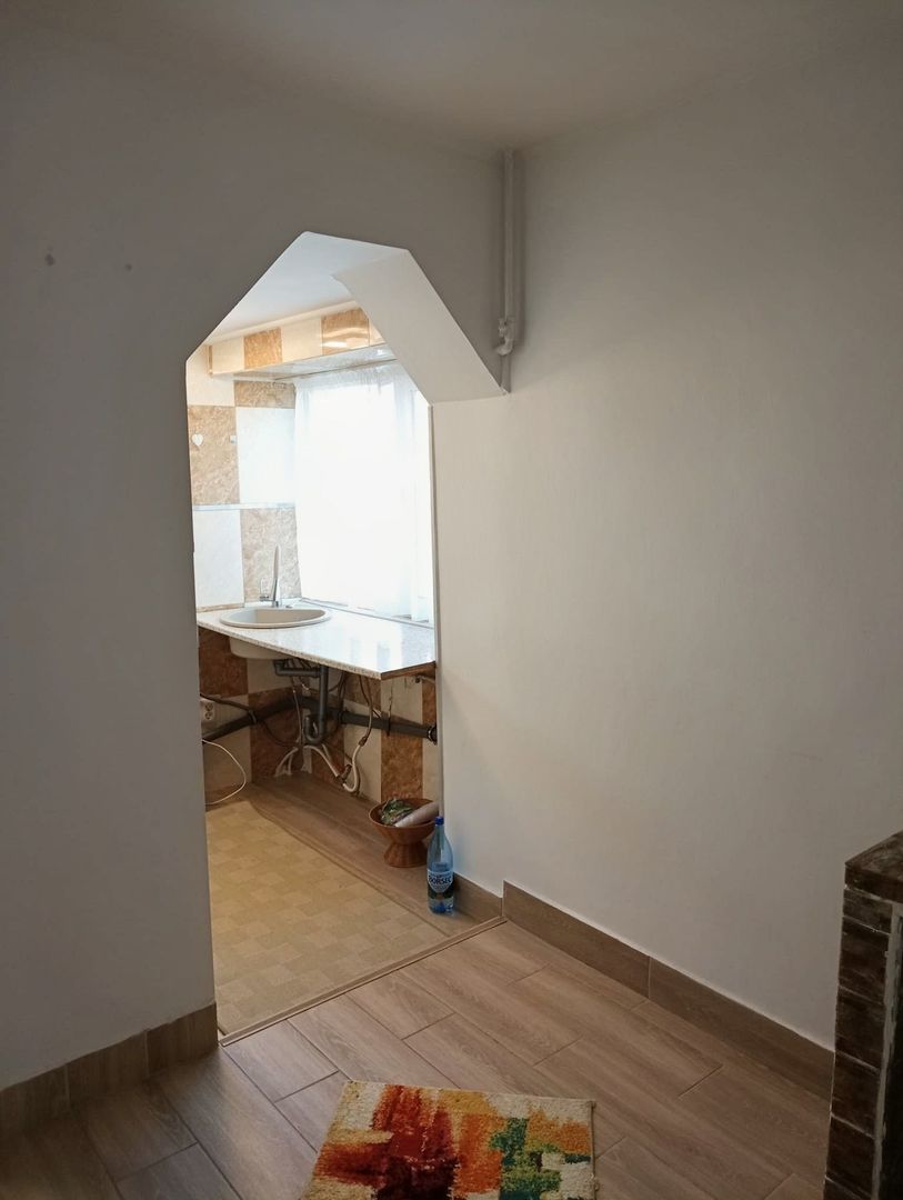 Aviației vizavi de Promenada - Poză 3