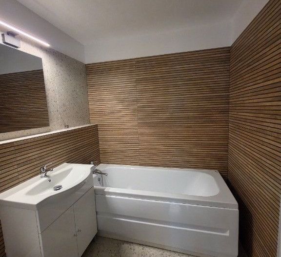Apartament 3 camere | 2 Bai | Crangasi Metrou | Centrala Proprie - Poză 7