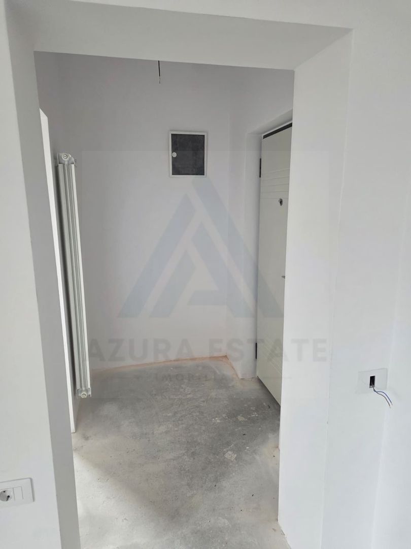 Garsonieră renovata 35 mp etaj 1 dispune de  pivnita in zona Centrala - Poză 3