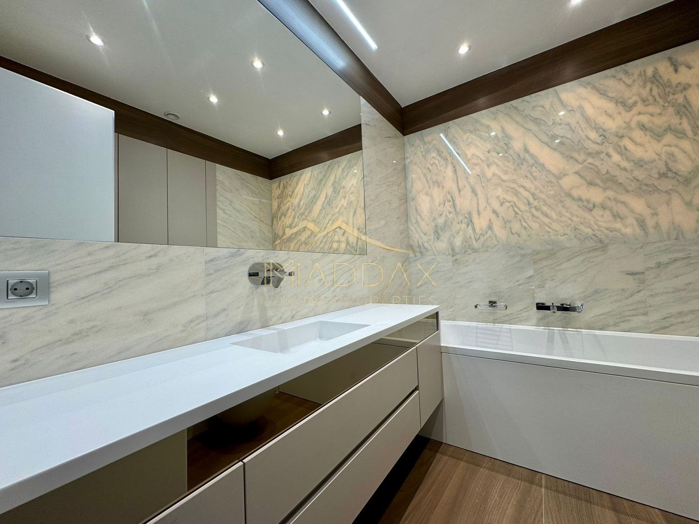 Apartament cu 4 Camere *223mp utili* / 2 parking / Zona Kiseleff - Poză 20