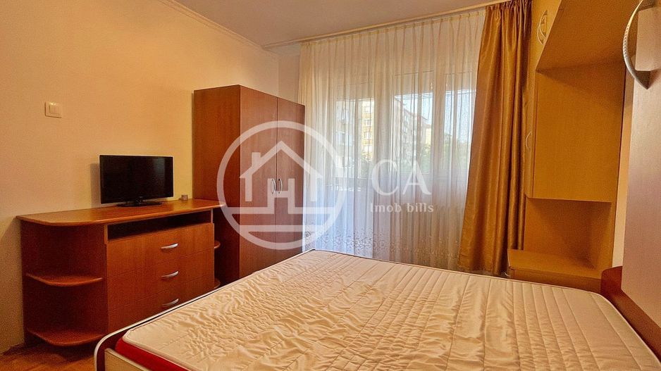 Apartament de inchiriat cu 3 camere in zona Rogerius, Oradea - Poză 2