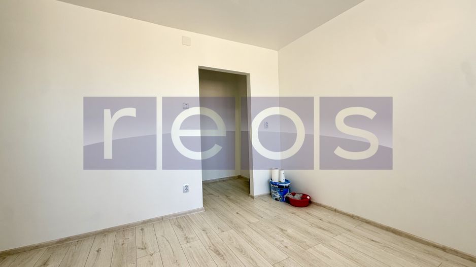 VÂNZARE GARSONIERĂ | ZONA TITAN | LUMINOASĂ ȘI SPAȚIOASĂ - Poză 4