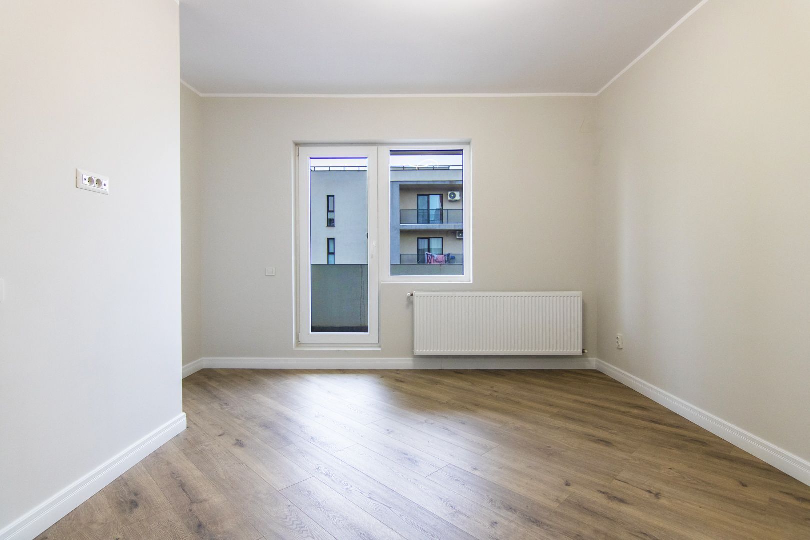 BLOC FINALIZAT, PENTHOUSE - 3 CAMERE, 2 BAI, TERASA DE 178MP,  CENTRALA PROPRIE - Poză 17