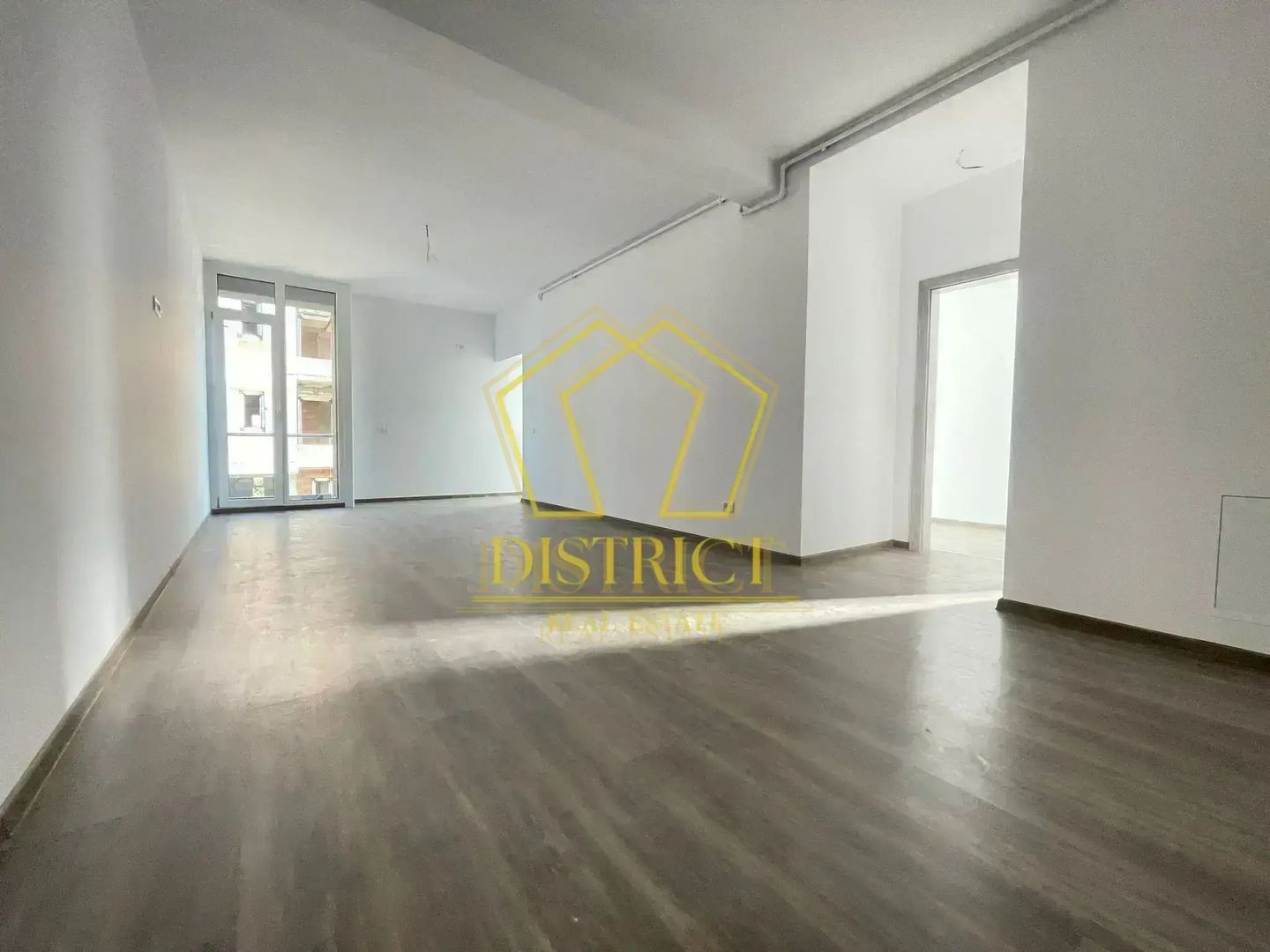 Apartamente cu 2 camere, finisaje premium, gradina | Torontatului - Poză 2