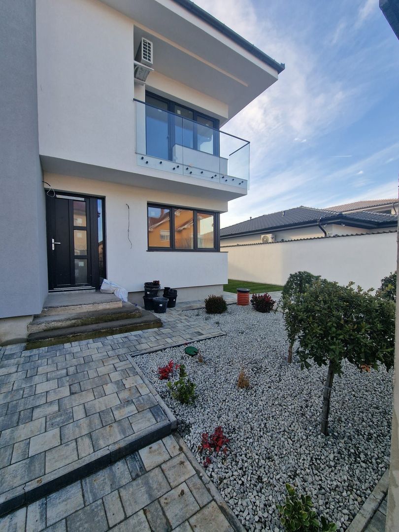 Vila noua, moderna de vanzare – zona Nufarul, Oradea - Poză 12