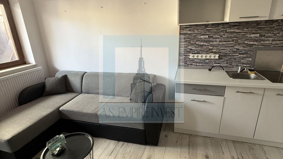 Casa 10 camere, 5 bai, 380 mp teren - zona Astra - Poză 8