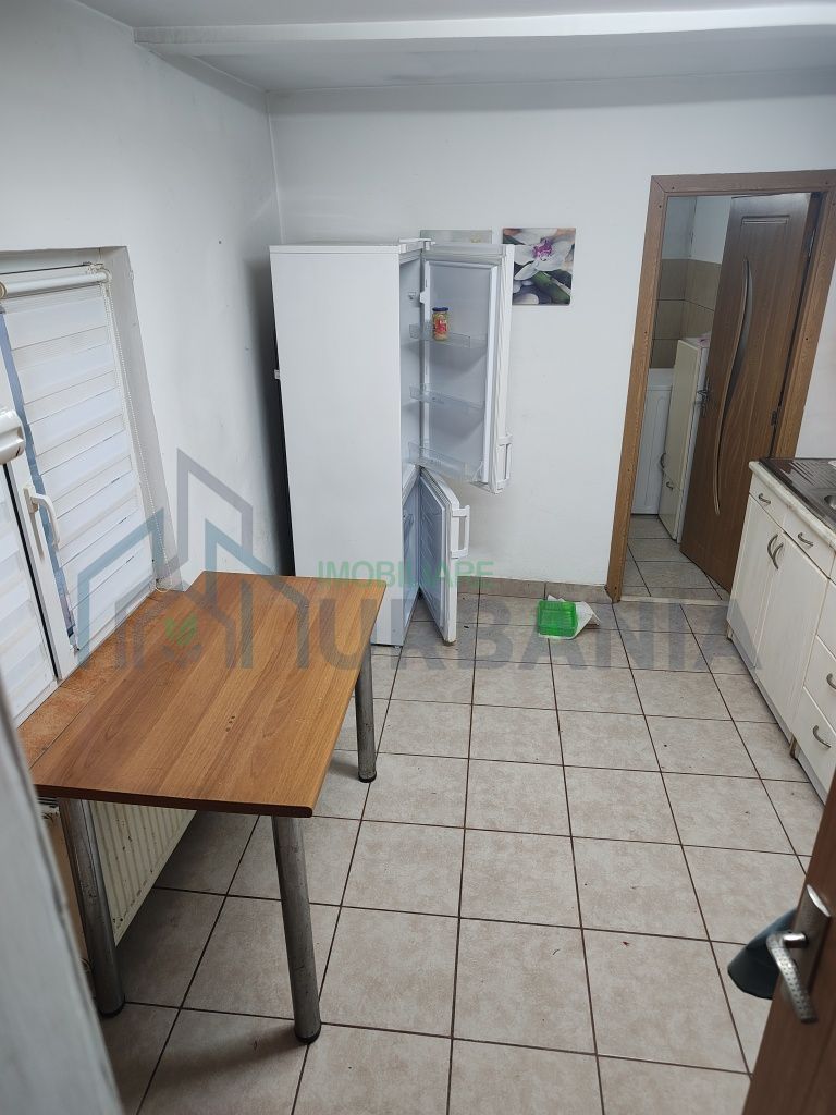 Casă de vânzare în Tătărași - Poză 5