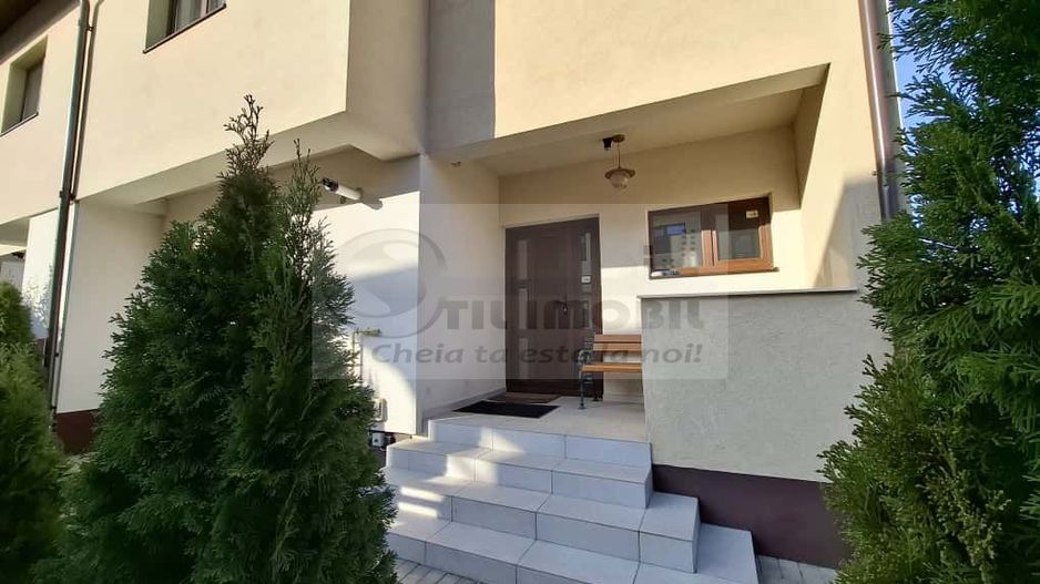 Vila tip duplex,  3 camere, 2 bai, libera, mobilata de lux, Barnova - Poză 21
