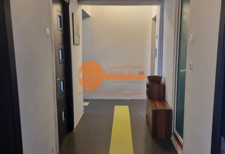 2 camere Lujerului ( 3 minute metrou-1981 ) - Poză 2