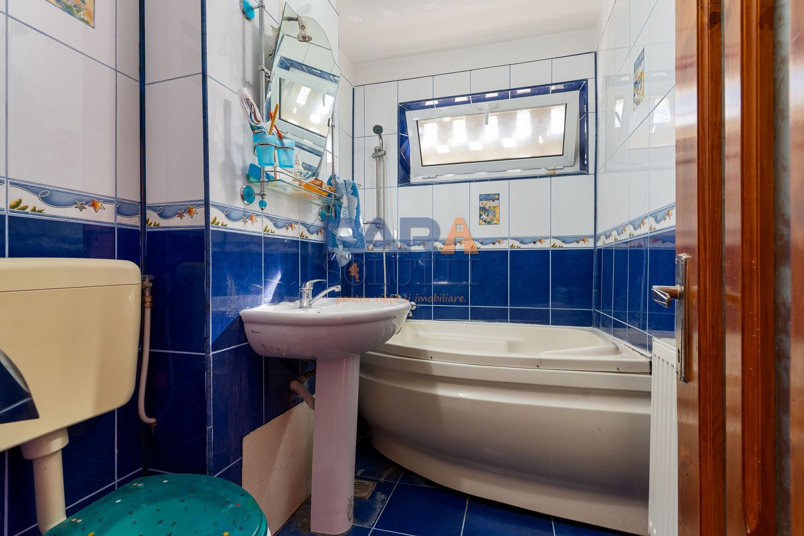 Apartament 3 camere, două băi - Str. Bogdan Dragoș - Poză 13