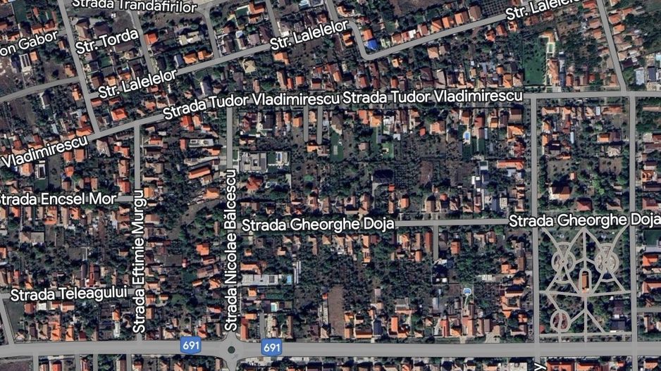 Teren generos 1.080 mp vatra veche Dumbrăvița - Poză 4