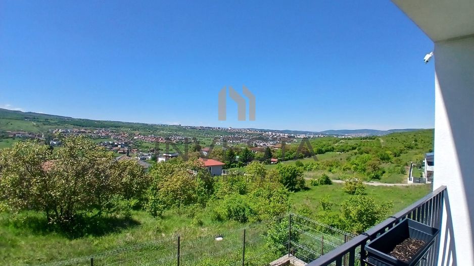 Casa de inchiriat cu panorama de exceptie in Borhanci! - Poză 12