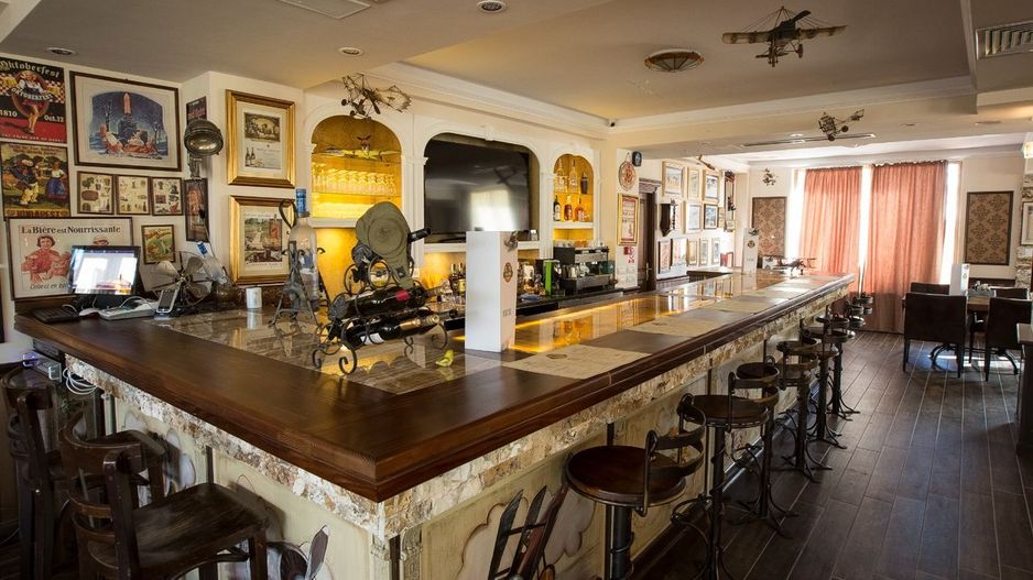 HOTEL DE VANZARE - Poză 12