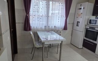 Apartament la casă de închiriat  parter, 70 mp utili Șelimbăr, zona Pictor Brana - Poză 5