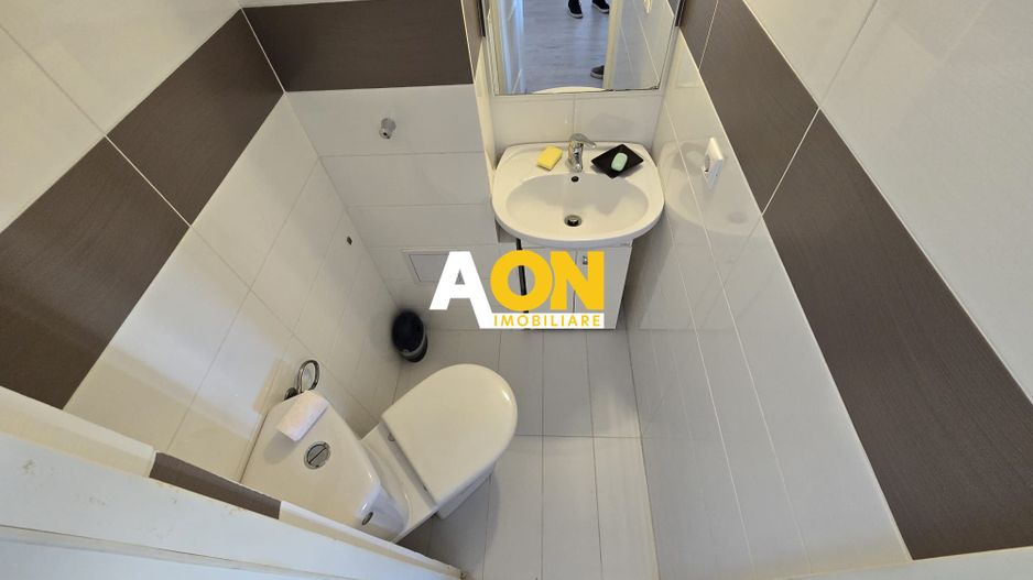 Apartament cu 3 Camere, Scară Interioară, Zona Centru - Poză 7