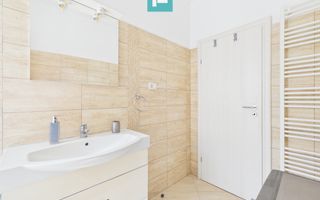 Duplex mobilat, 69 mp, teren 302 mp, Moșnița Veche - Poză 15