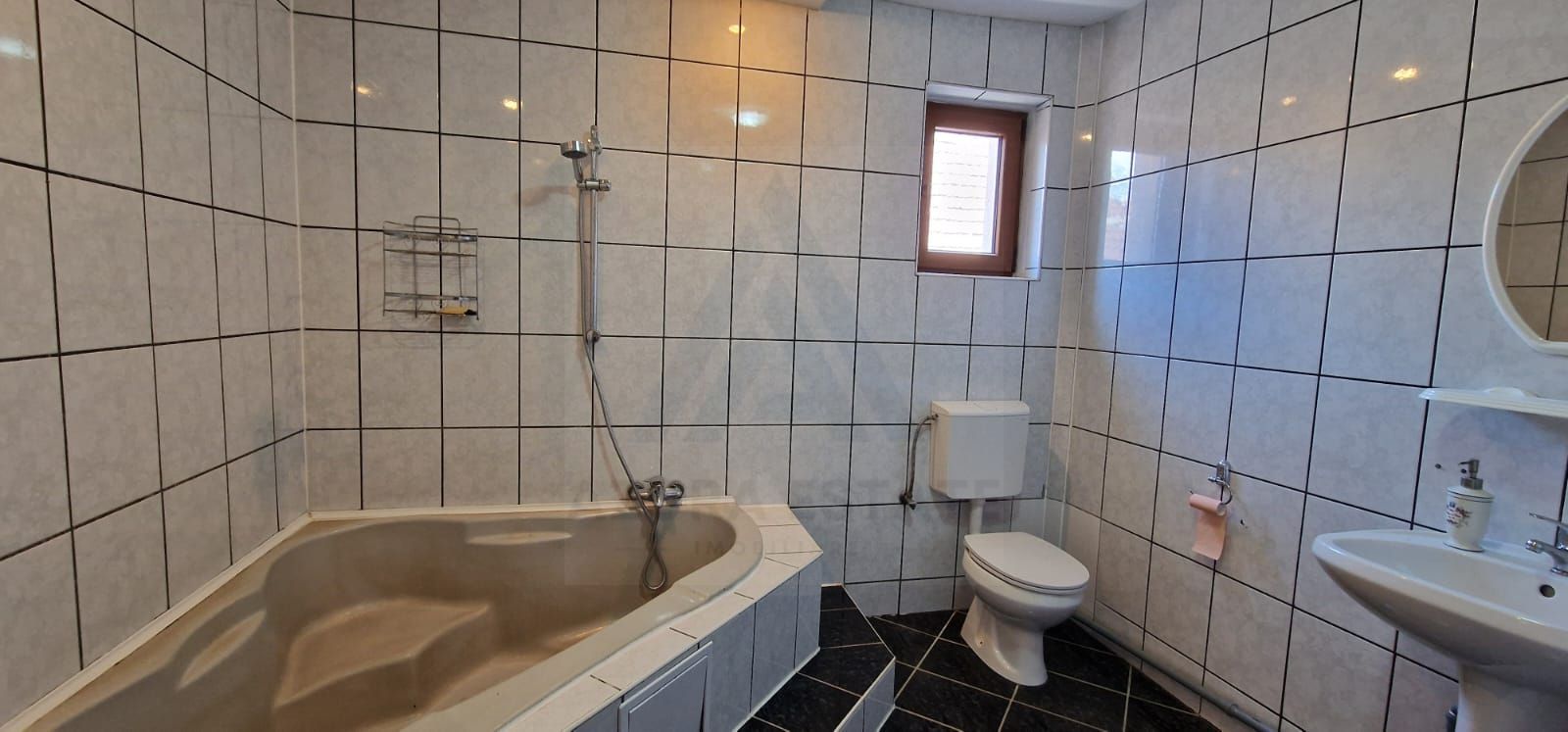 Casa P+1+M cu 5 camere teren 486 mp garaj si filigorie in Trei Stejari - Poză 13