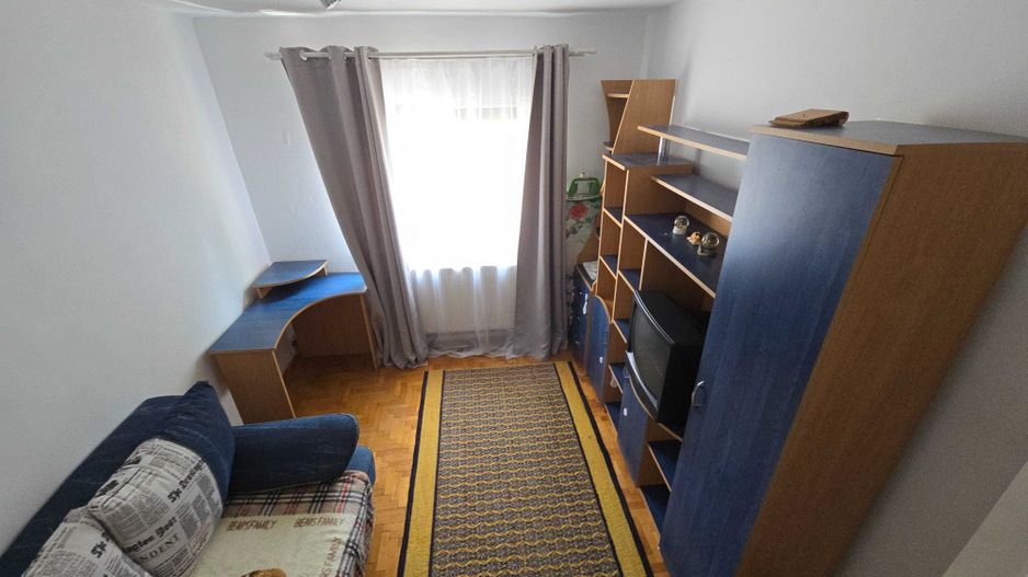 Girocului | 3 Camere | Etaj 1 | Centrala proprie | Aer conditionat | Disponibil - Poză 3