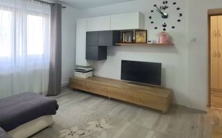 Apartament cu trei camere, zona Astra 47 mp - Poză 9