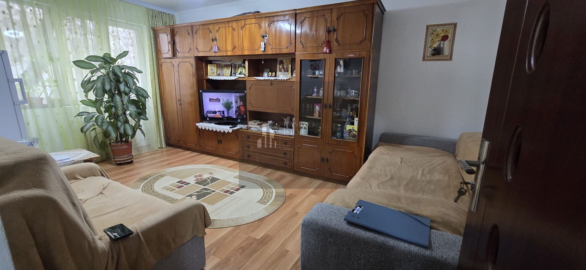 Apartament 2 camere zona Titan decomandat etaj 1 - Poză 1