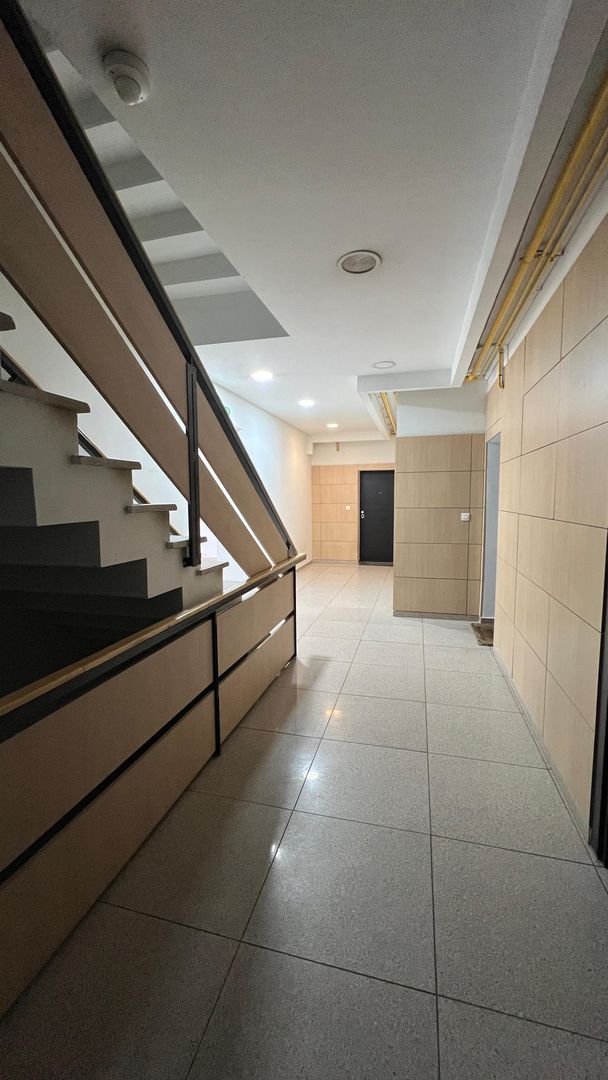 3 camere cu 84 mp de curte | 2 parcari subterane | boxa 8 mp amenajata - Poză 20