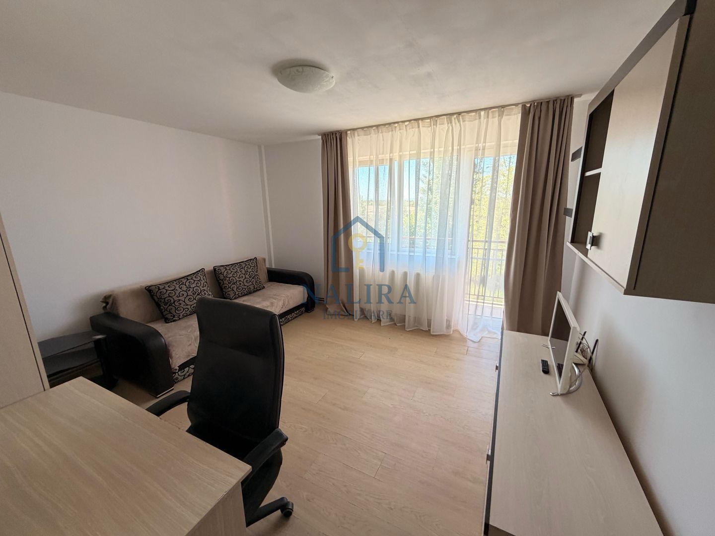 Apartament 3 camere de vânzare – etaj 1 - Poză 11