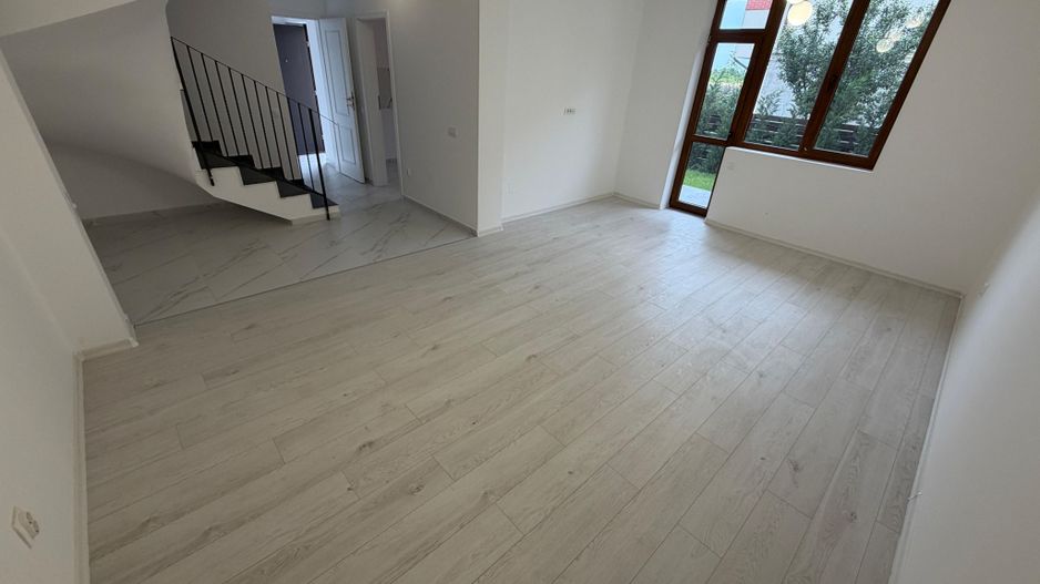 CASA CUB -RATE DEZVOLTATOR, CELOFIBREI, TOATE UTILITATILE, COMISION 0% - Poză 4