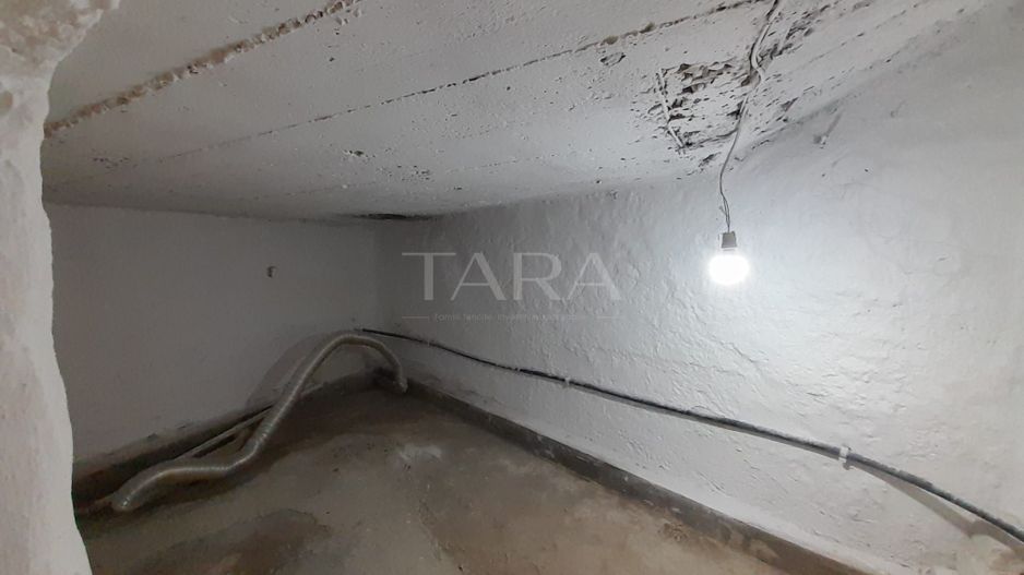 Vanzare apartament cu 2 camere in zona Ultracentrala - Poză 4