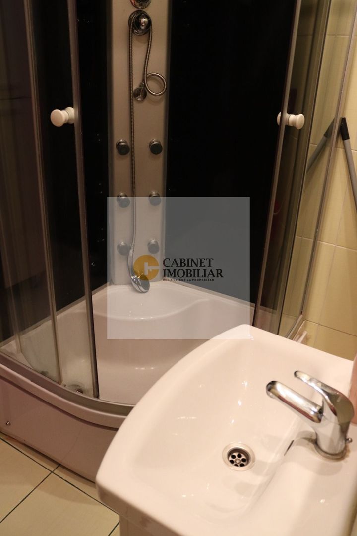 2 Camere - Hol Locuibil | Decomandat | 3/10 | Credit | M Lujer - 3 min - Poză 13