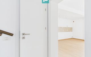 Duplex luminos 101 mp utili, teren 350mp în Covaci - Poză 2