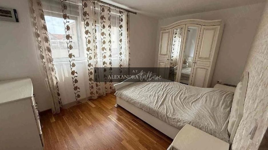 Apartament spatios l 3 camere l 2 bai l terasa l parcare l A. Muresanu - Poză 3