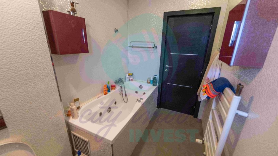 "Acasa" in Vatra Luminoasa - Poză 11