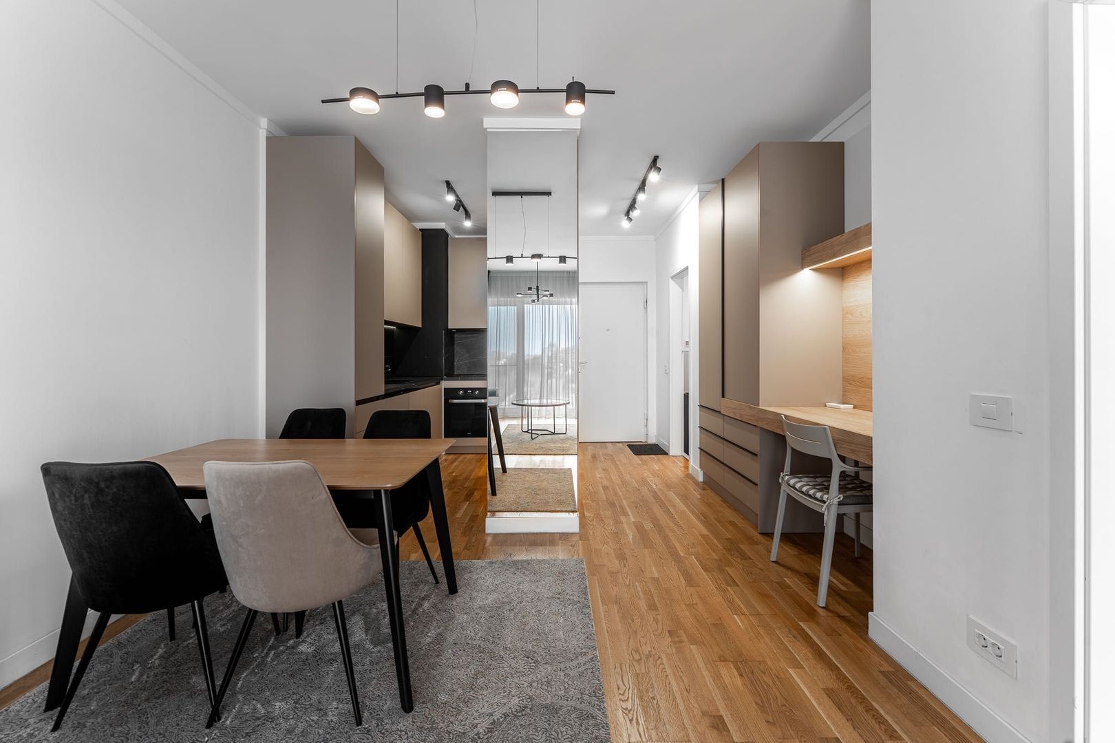 Inchiriez apartament 2 camere (Bucurestii Noi) - Poză 3