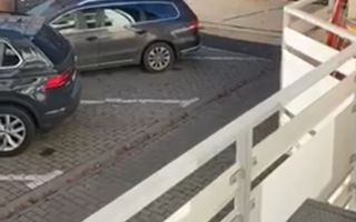 Apartament I 3 camere I Parcare Privată | Balcon I Pădurea Dumbrava - Poză 14