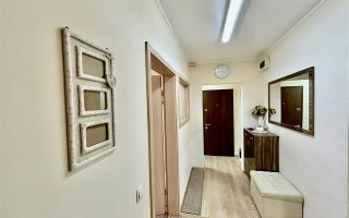 Apartament de închiriat în Sibiu – 3 camere, decomandat, 2 băi, 80 mp - Poză 8