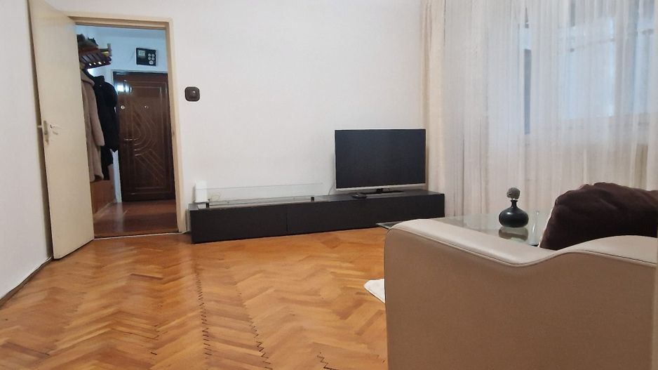 Spitalul Judetean-Calea Martirilor | 2 Camere | Necesita renovare - Poză 7