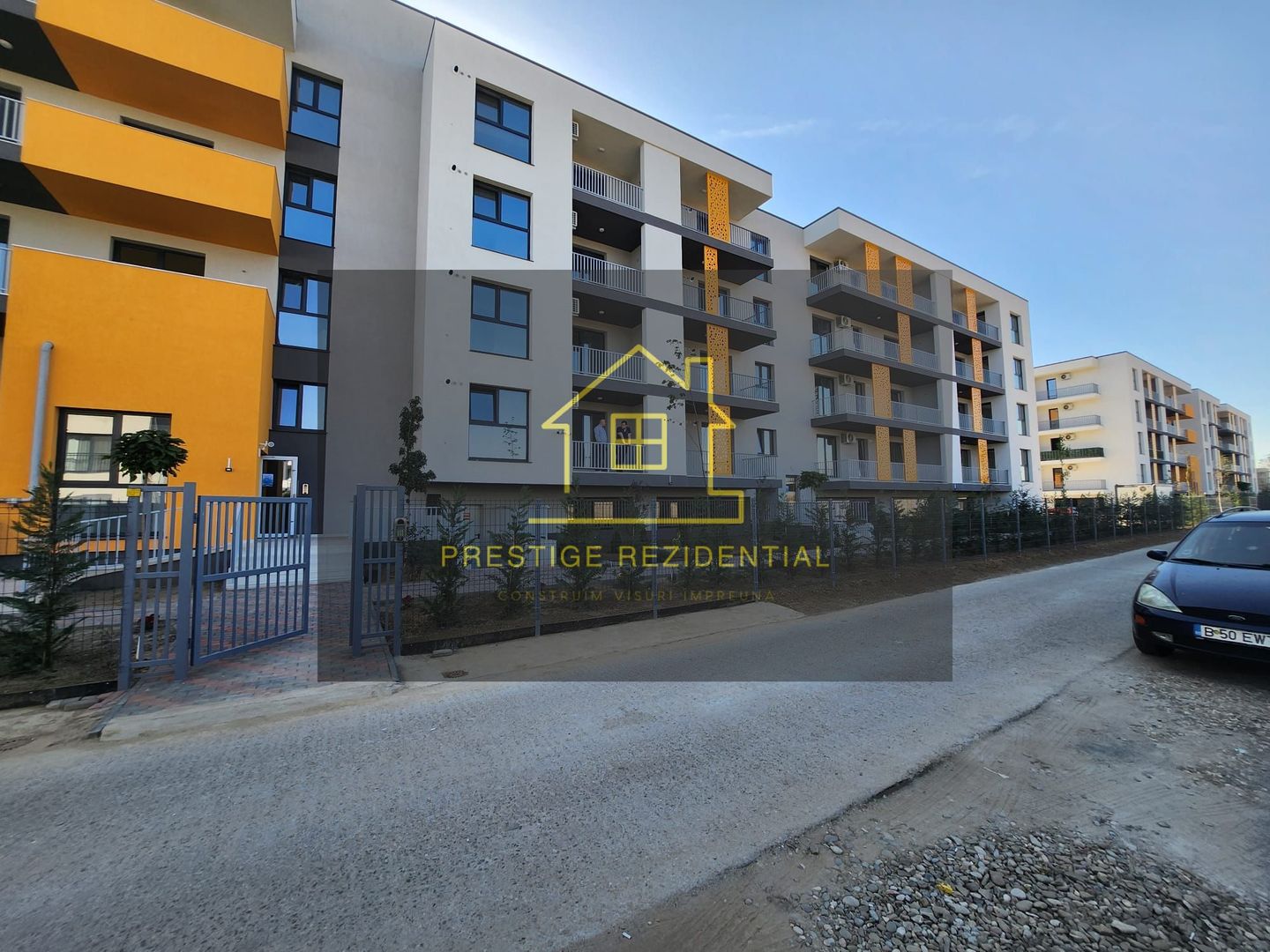 Apartament 2 cam , curte 66 mp, incalzire in pardoseala - Poză 2