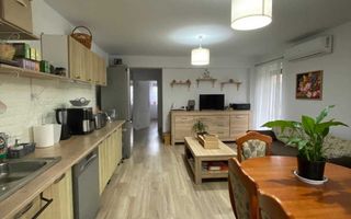 Apartament 3 camere decomandate – grădină proprie, zonă liniștită. - Poză 1