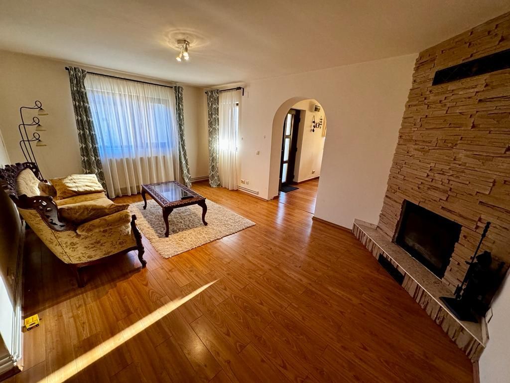 Vanzare casa ideal 2 familii padurea Romanesti - Poză 12