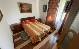 Tudor Vladimirescu str Tepes Voda - decomandat- an 1978 - mobilat - Poză 1